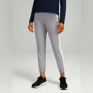 Lululemon Adapted State Jogger Pants Women’s Size 2 Gray Zip Pocket Reflective